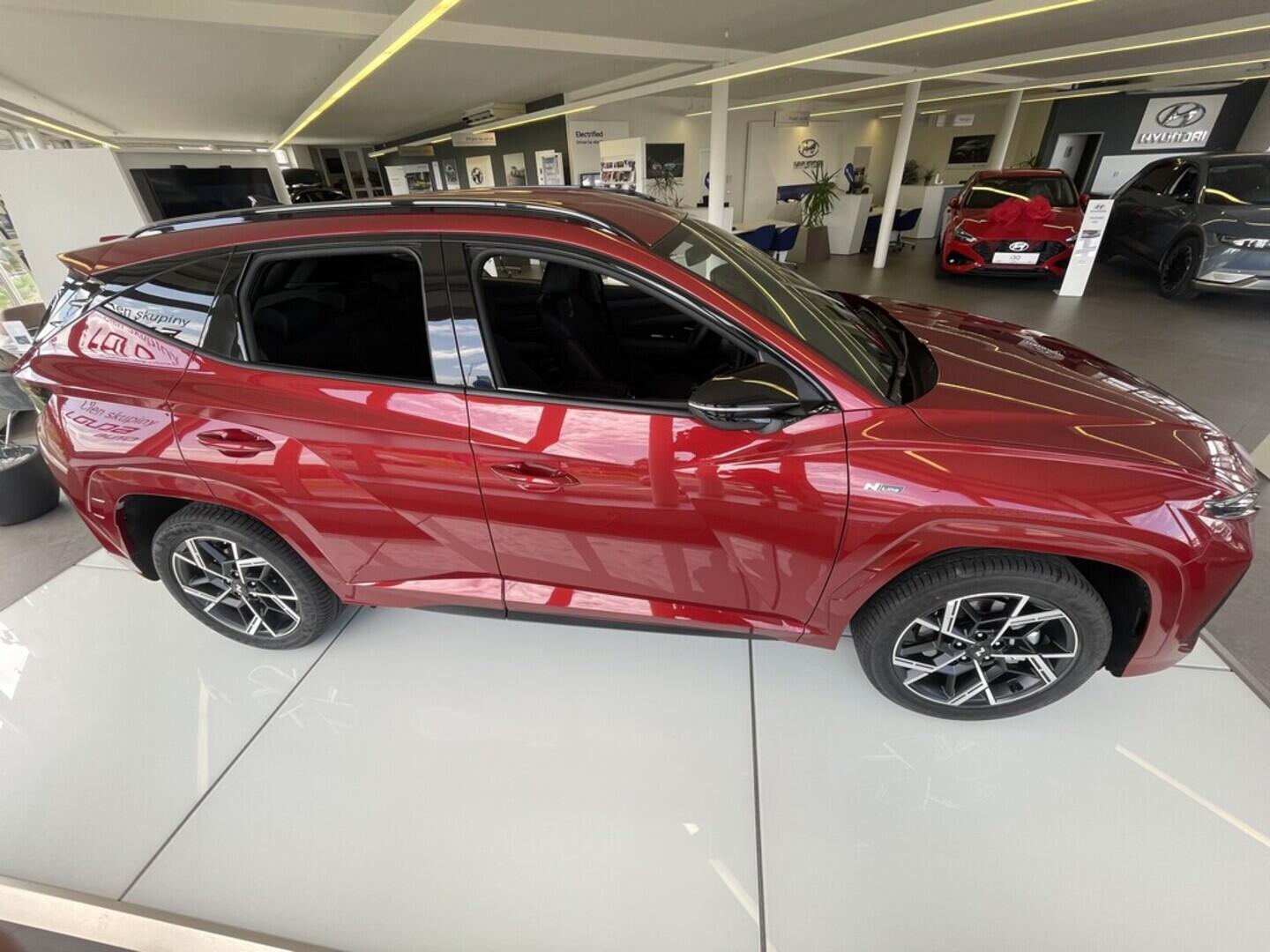 O919V04755_15.webp_TUCSON MY25 N Line 1,6 T-GDI 118 kW DCT