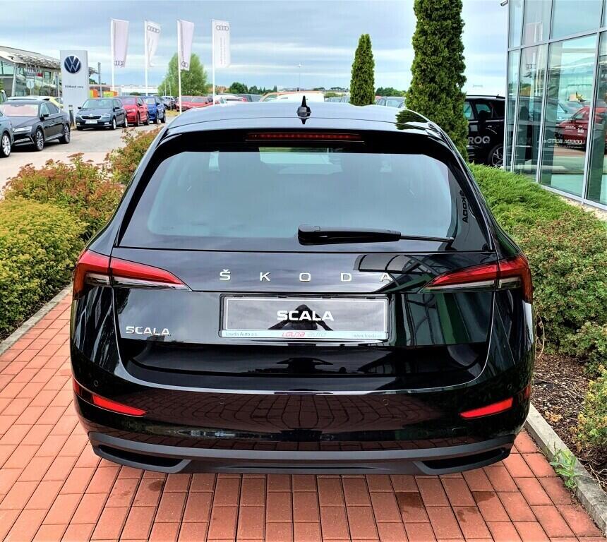 O919V04883_12.webp_Scala Ambition 1,0 TSI 81 kW