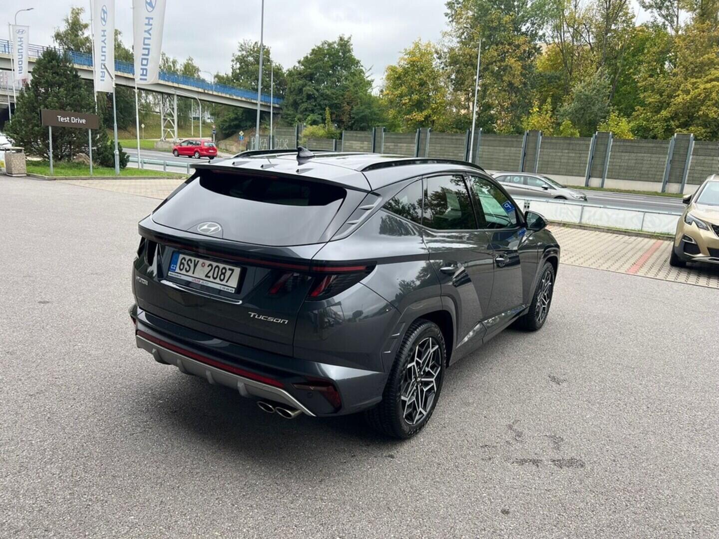 O919V04887_14.webp_Tucson MY23 N Line 1,6 T-GDI 4x2  132 kW