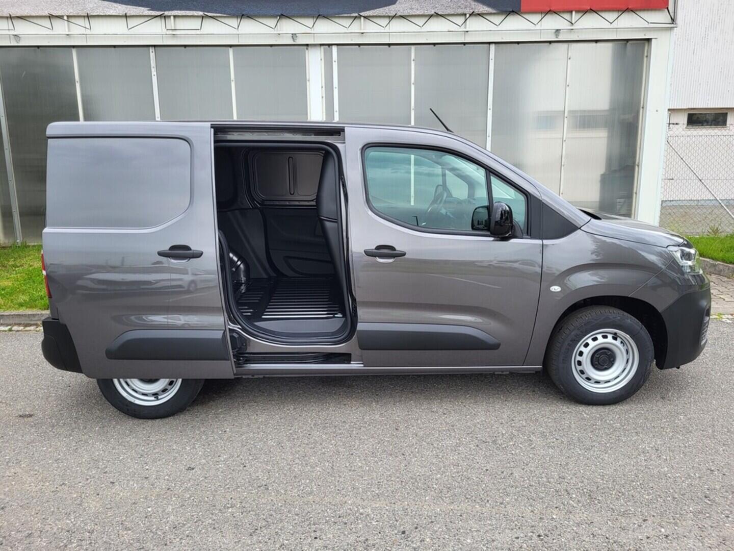 O919V05244_21.webp_Doblo 110k 650 L1 dodávka 1,2 PureTech  81 kW