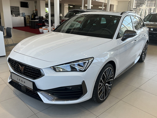 Leon SP e-HYBRID 245k DSG 180 kW