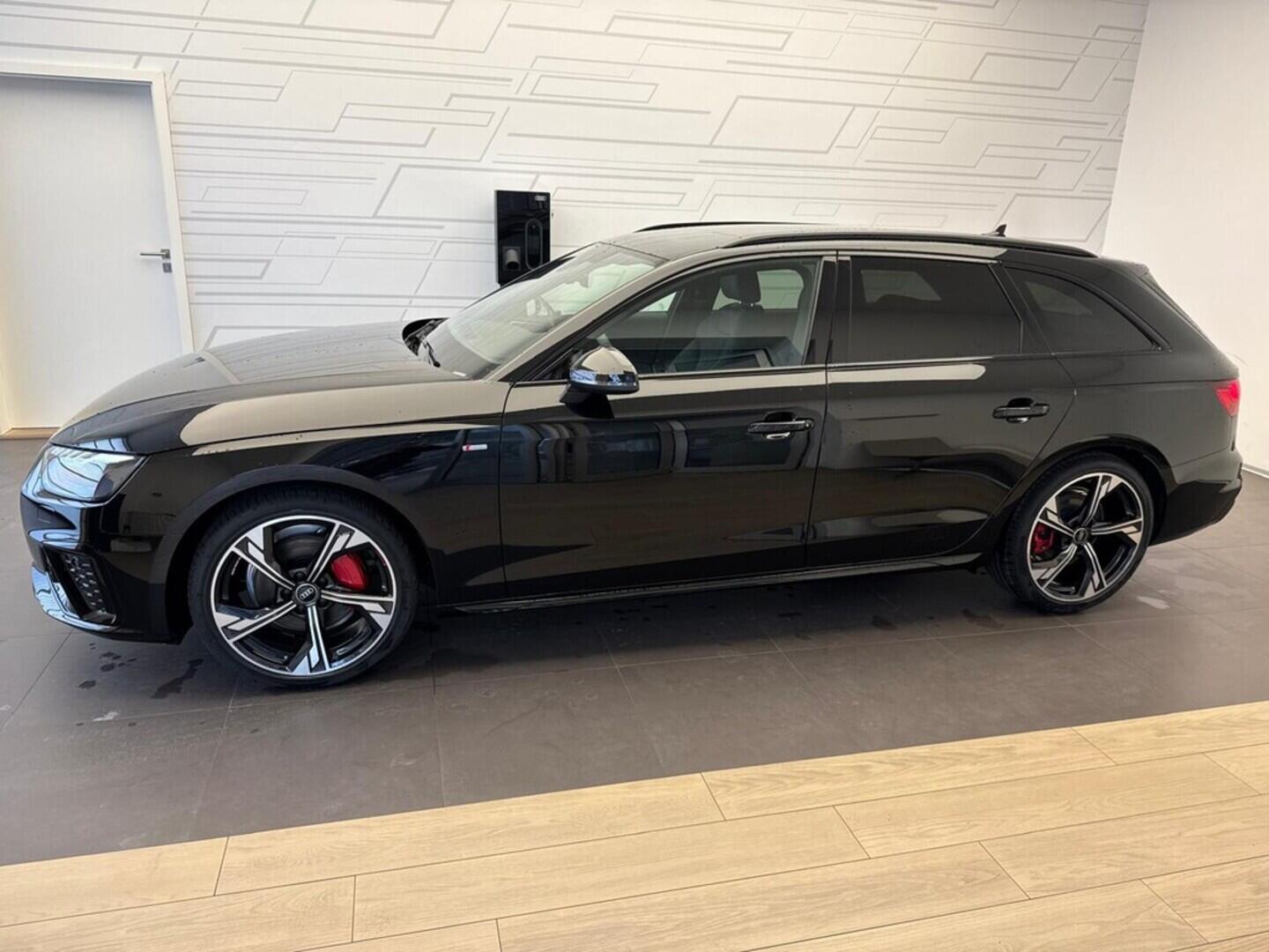 O919V05345_13.webp_A4 Avant S line 40 TDI 150 kW