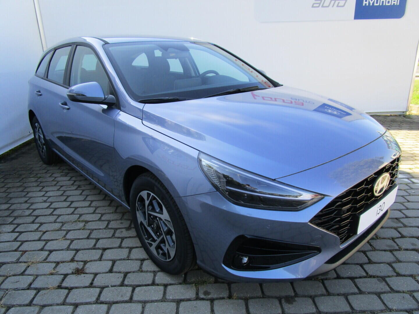 O919V05508_13.webp_Hyundai i30  0 kW