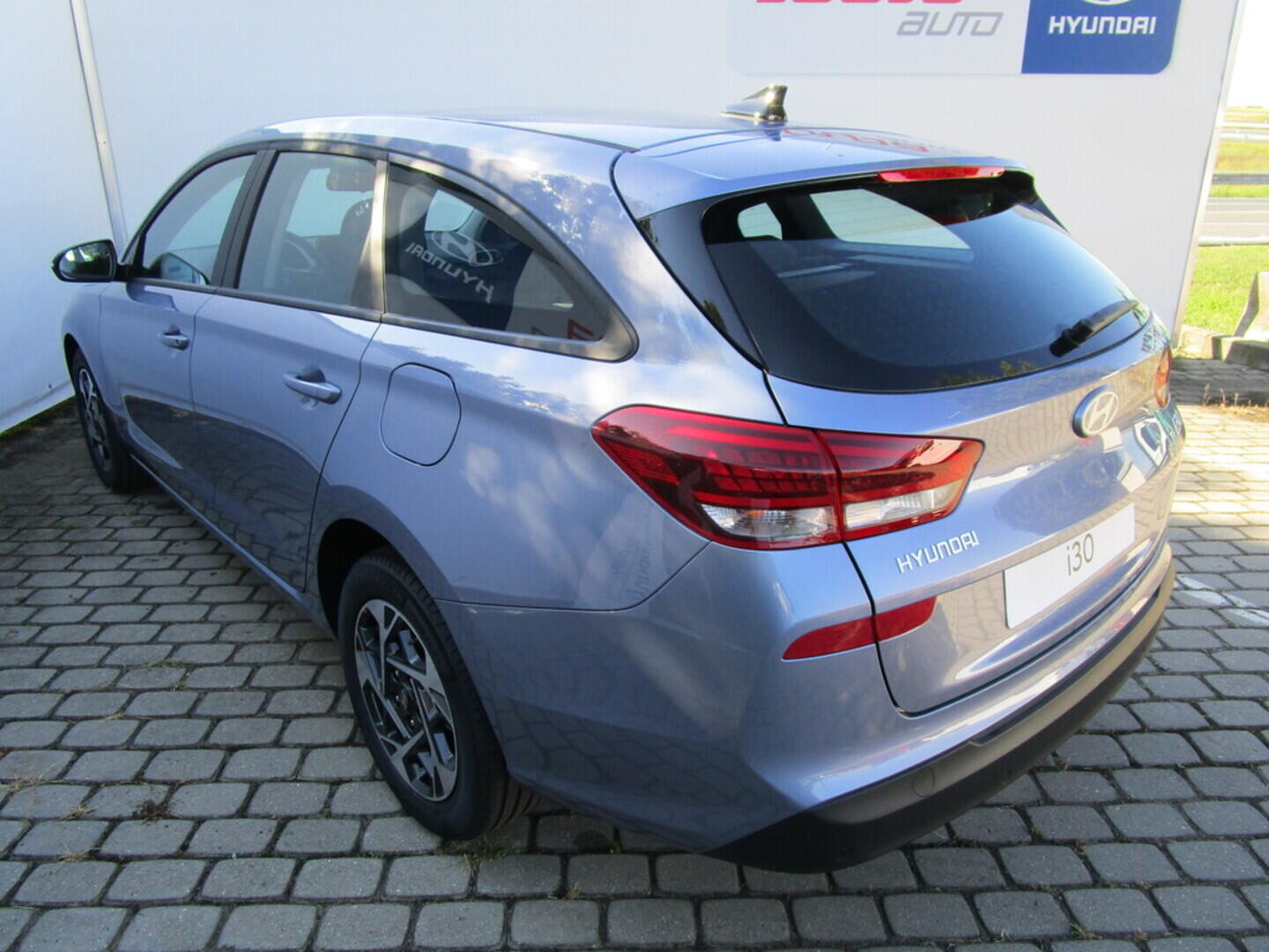 O919V05508_14.webp_Hyundai i30  0 kW