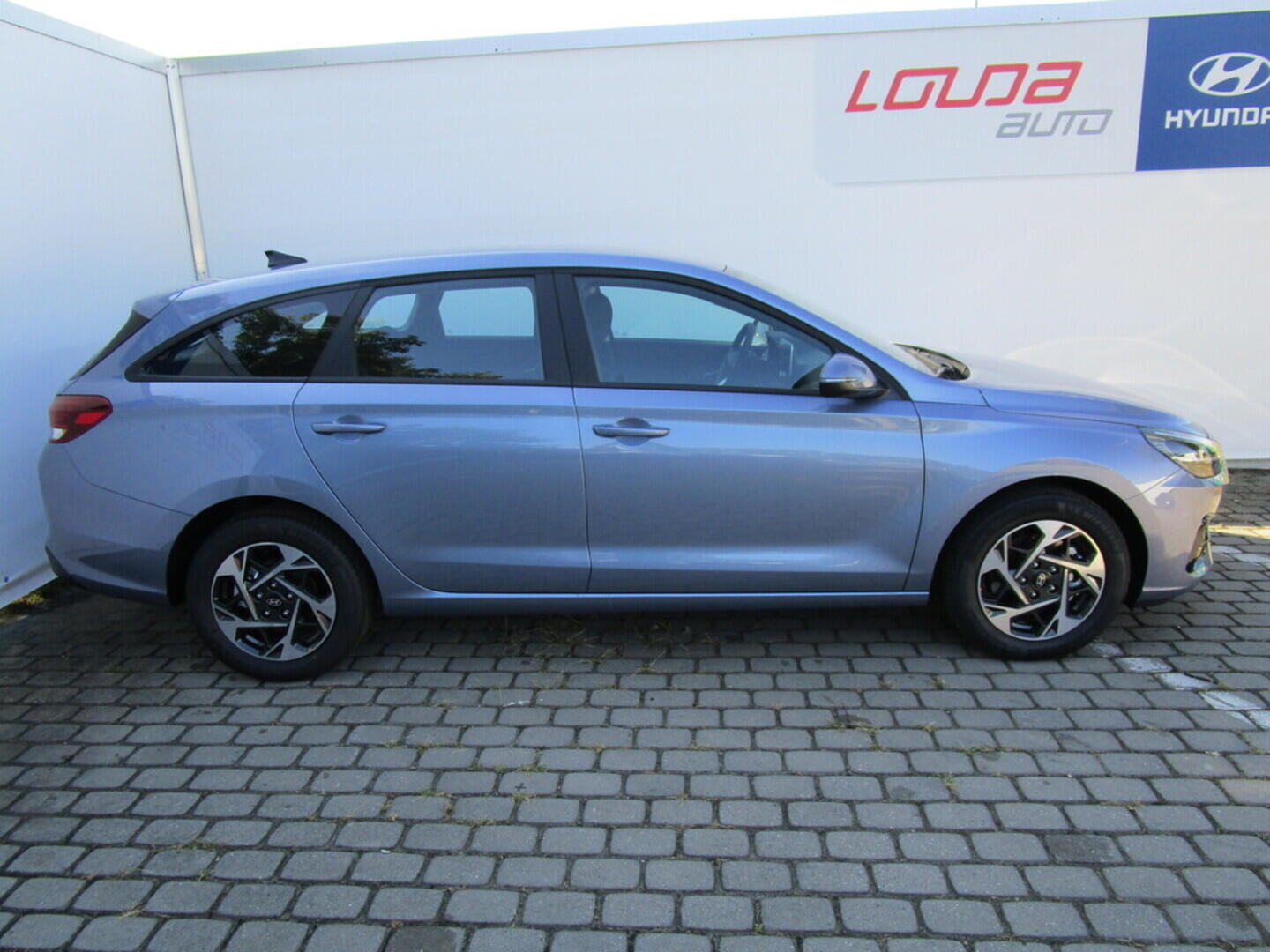 O919V05508_15.webp_Hyundai i30  0 kW