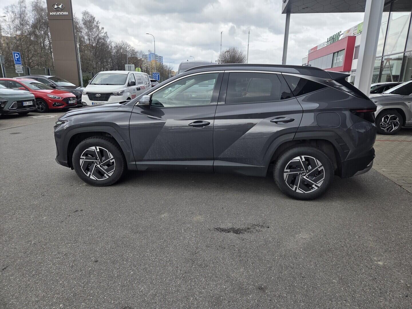 O919V05523_17.webp_TUCSON NX4 Style 1,6 T-GDI 118 kW