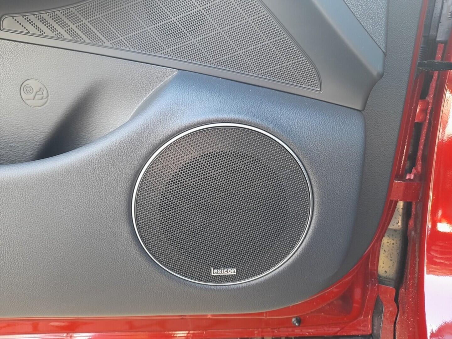 O919V05656_23.webp_Genesis GV70  224 kW