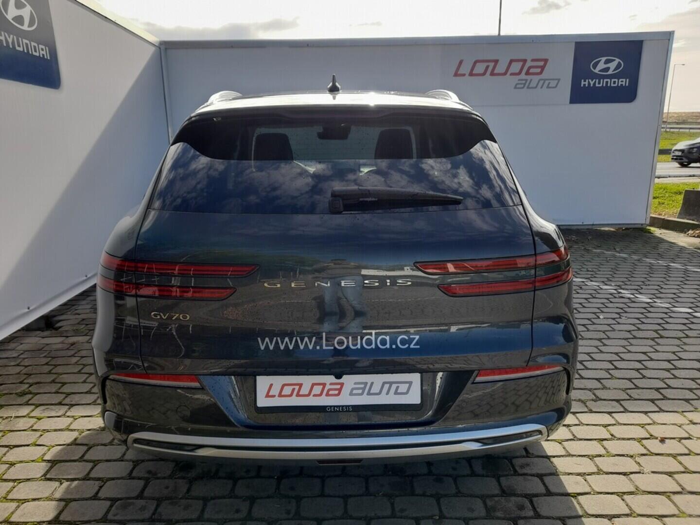 O919V05657_16.webp_GENESIS GV70   360 kW