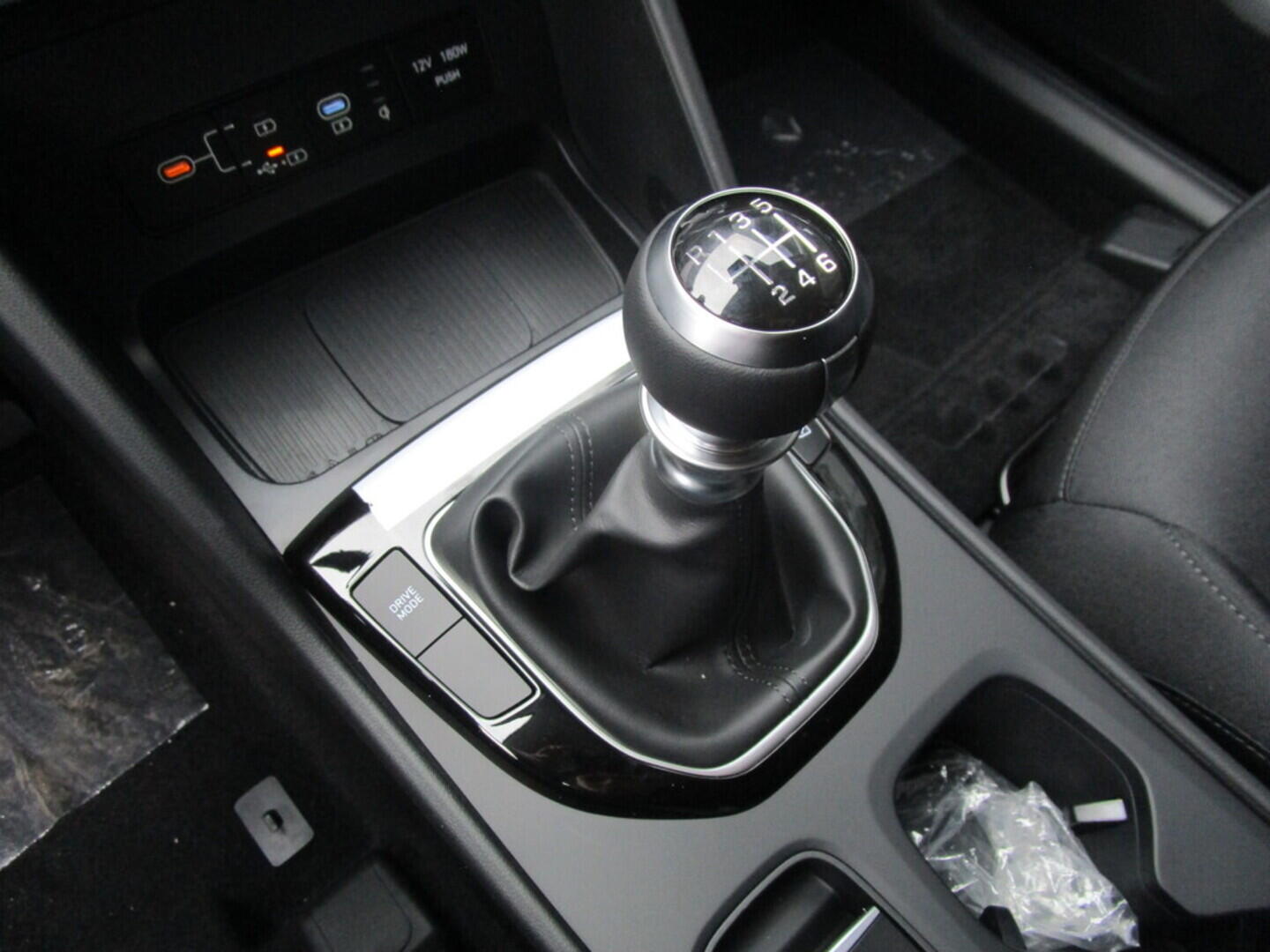 O919V05767_19.webp_TUCSON NX4 Comfort 1,6 CRDi 0 kW