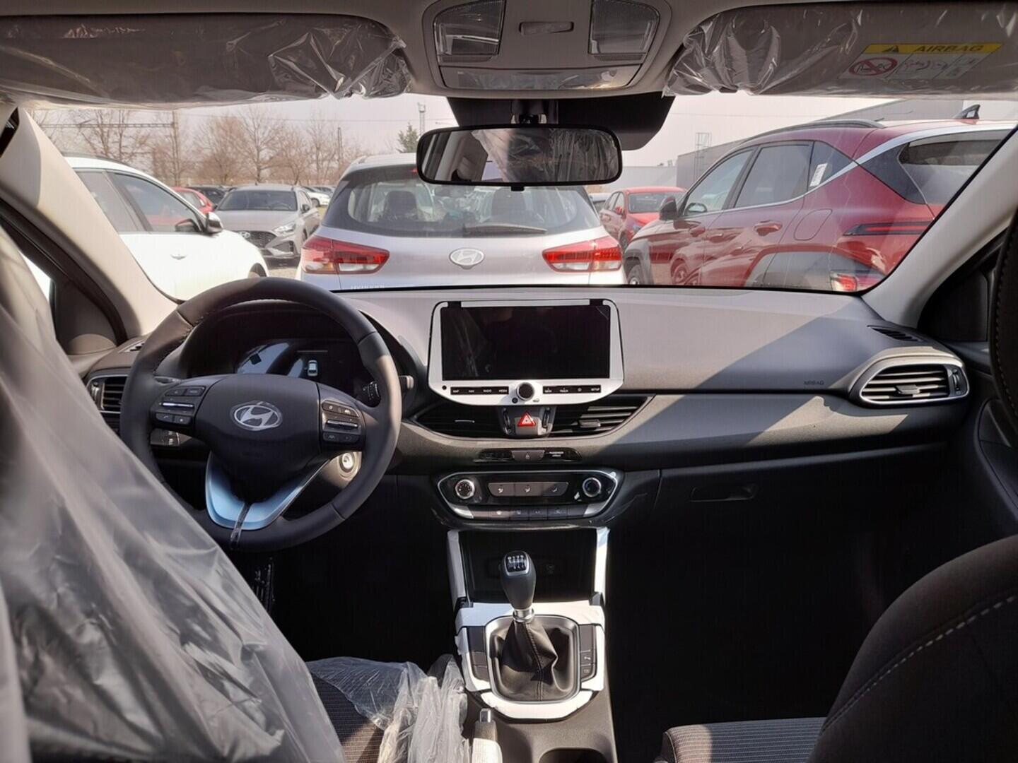 O919V05769_16.webp_i30 WG PD PE Comfort 1,5i 71 kW