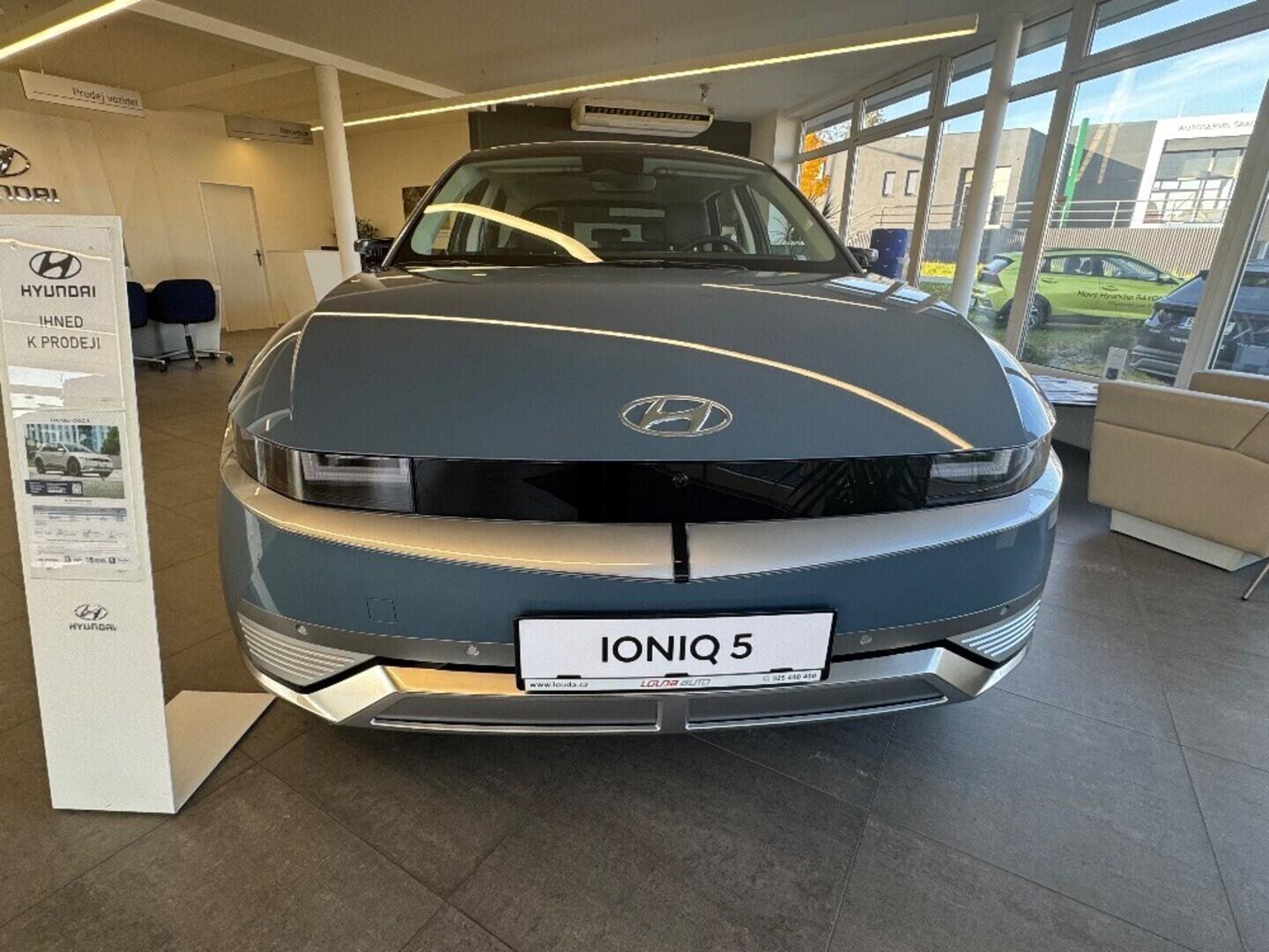 O919V05826_17.webp_IONIQ 5 MY23 STYLE POWER (77 kW 0 kW