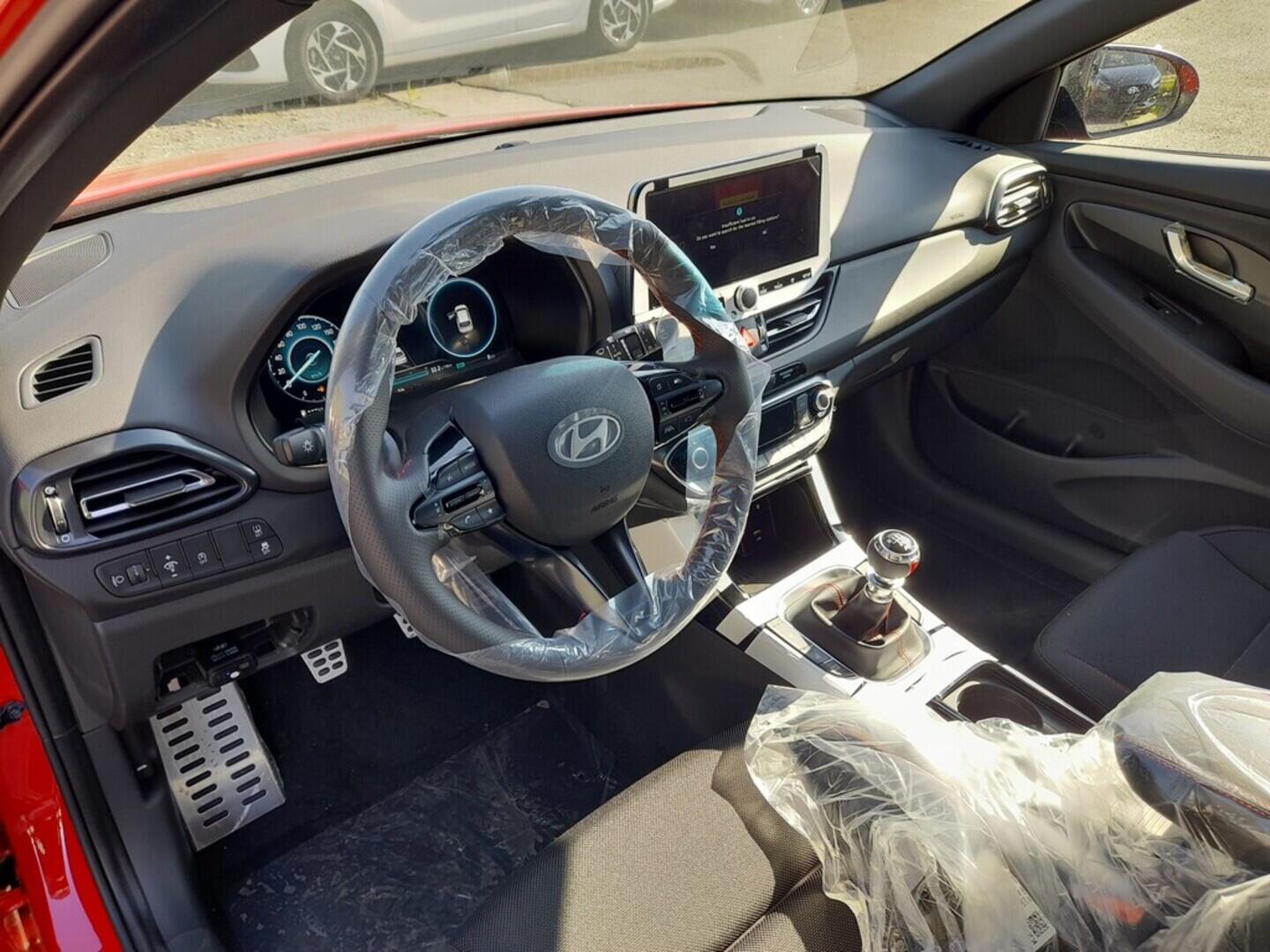 O919V05852_18.webp_i30 WG PD PE N Line 1,5 T-GDI MHEV 103 kW