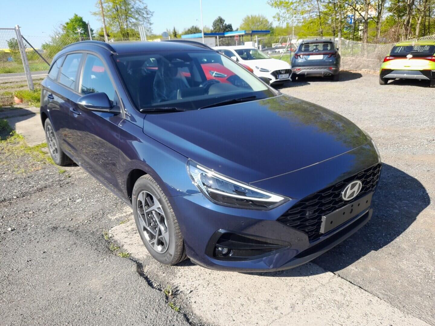 O919V05854_14.webp_i30 WG PD PE Smart 1,5 T-GDI MHEV 103 kW