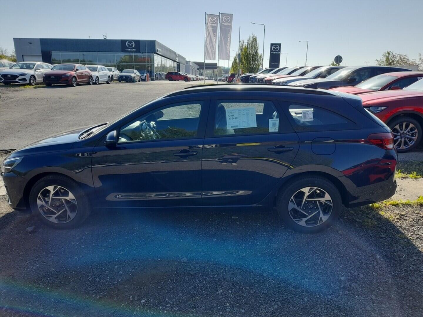 O919V05854_16.webp_i30 WG PD PE Smart 1,5 T-GDI MHEV 103 kW