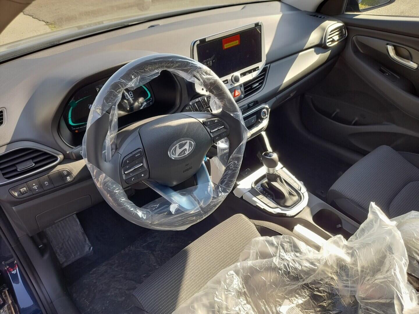 O919V05854_19.webp_i30 WG PD PE Smart 1,5 T-GDI MHEV 103 kW