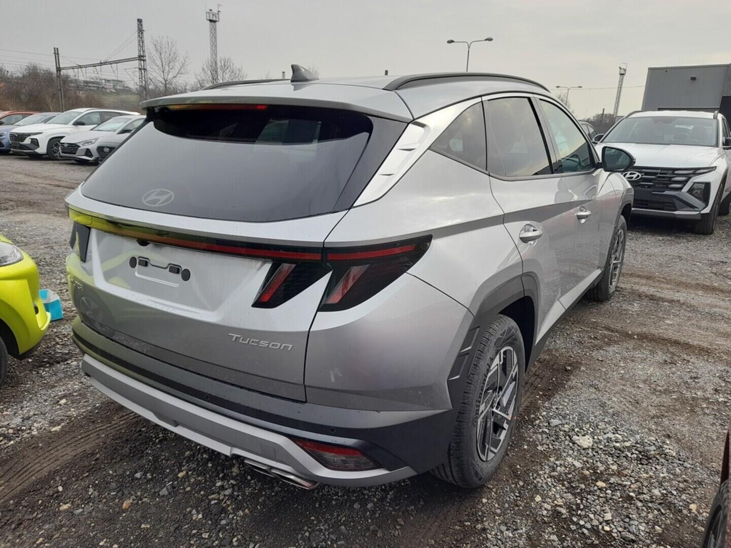 O919V05855_11.webp_TUCSON NX4 Style 1,6 T-GDI 118 kW TUCSON MY25 STYLE 1,6 T-GDI 118 kW 6 Man