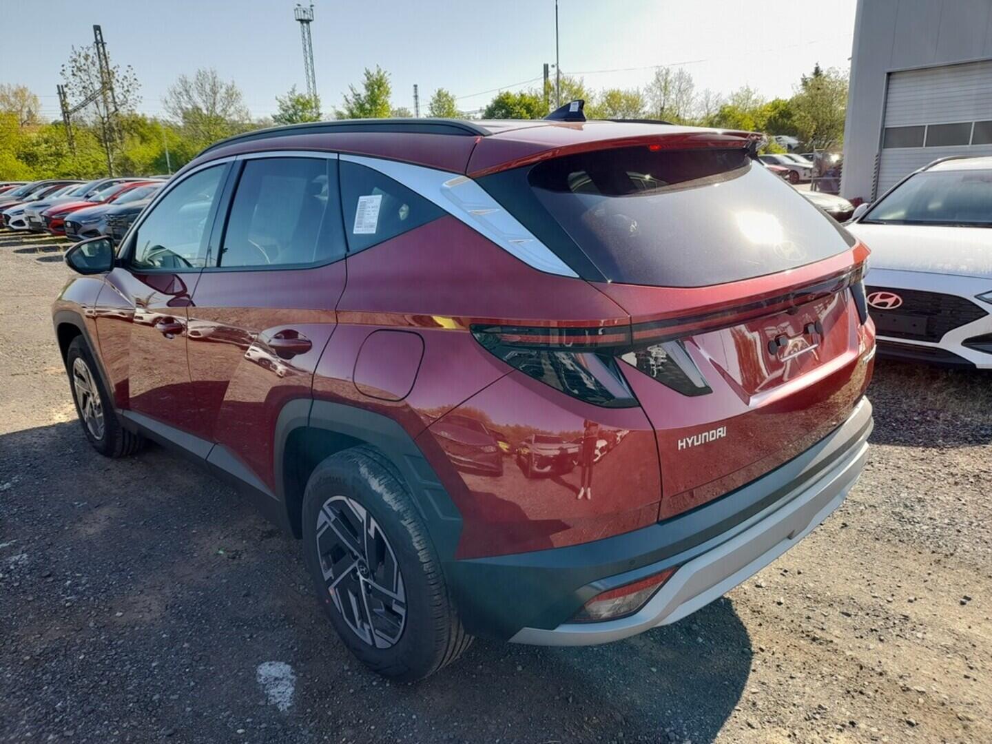 O919V05856_14.webp_TUCSON NX4 Style 1,6 T-GDI 118 kW TUCSON MY25 STYLE 1,6 T-GDI 118 kW 6 Man