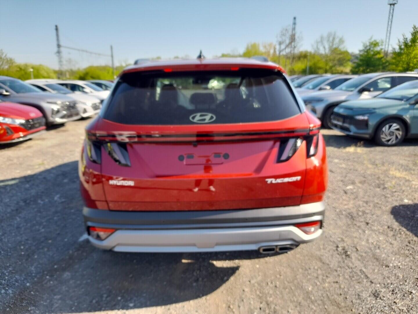 O919V05856_16.webp_TUCSON NX4 Style 1,6 T-GDI 118 kW TUCSON MY25 STYLE 1,6 T-GDI 118 kW 6 Man