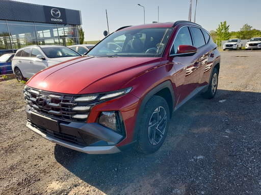 TUCSON NX4 Style 1,6 T-GDI 118 kW TUCSON MY25 STYLE 1,6 T-GDI 118 kW 6 Man