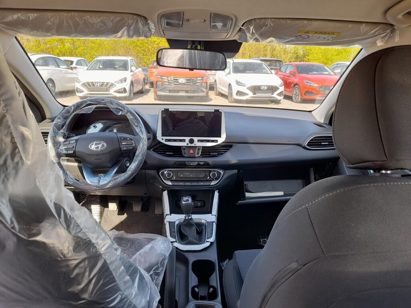 O919V05859_17.webp_i30 HB PD PE Comfort 1,5i 71 kW