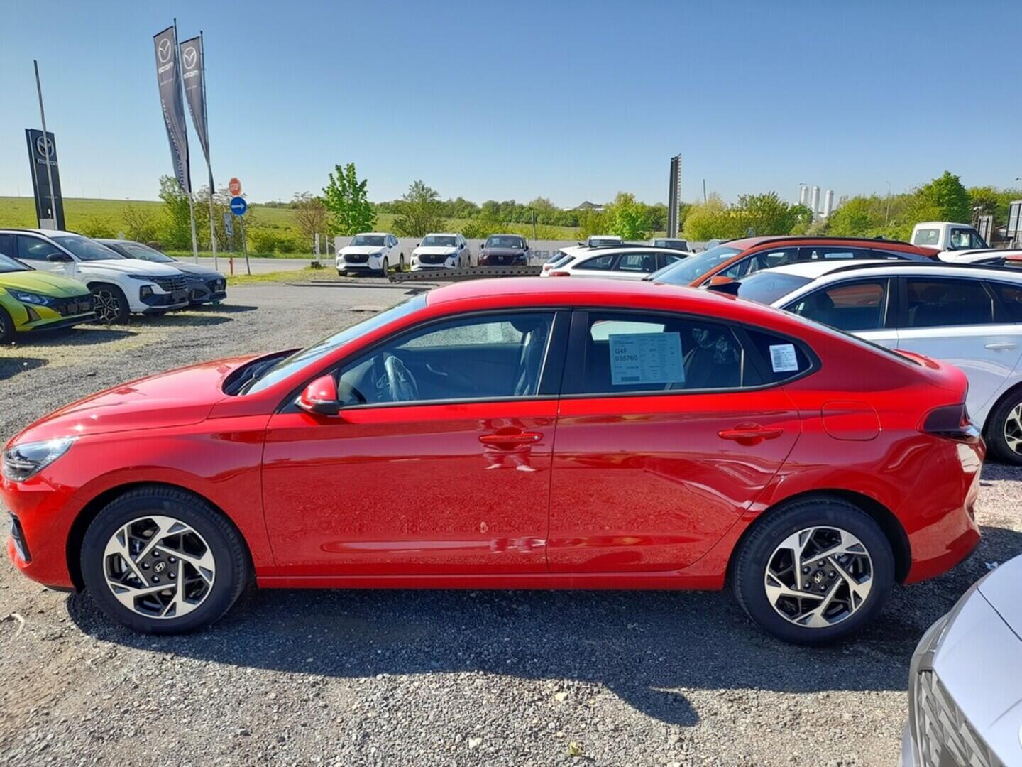 O919V05860_16.webp_i30 FB PD PE GO Czech! 1,0 T-GDI 74 kW