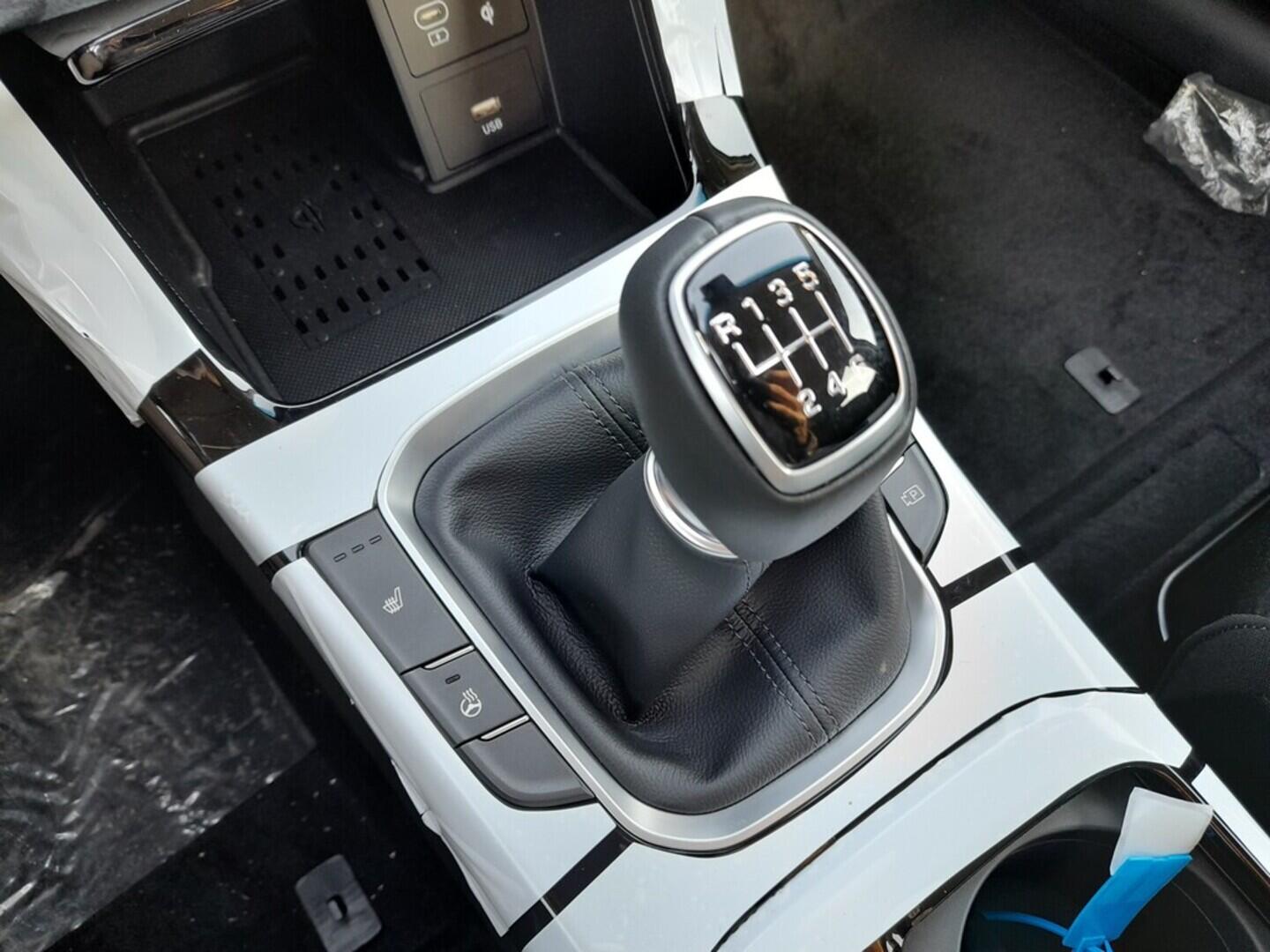 O919V05861_11.webp_i30 FB PD PE Style 1,0 T-GDI 74 kW