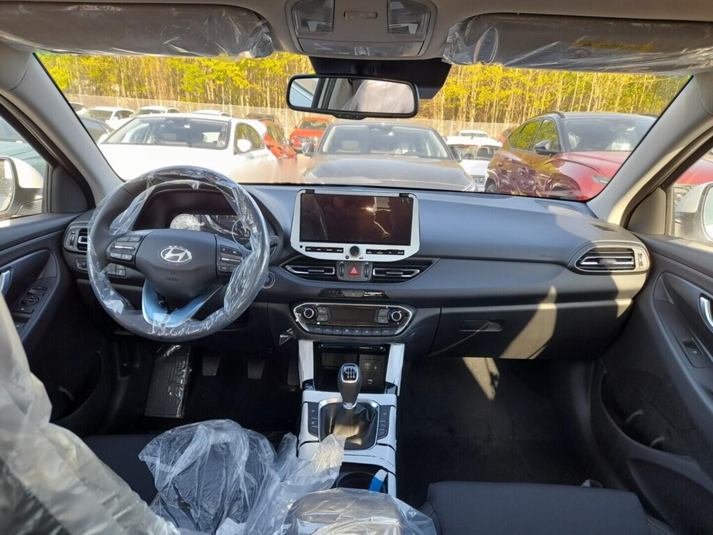 O919V05861_18.webp_i30 FB PD PE Style 1,0 T-GDI 74 kW