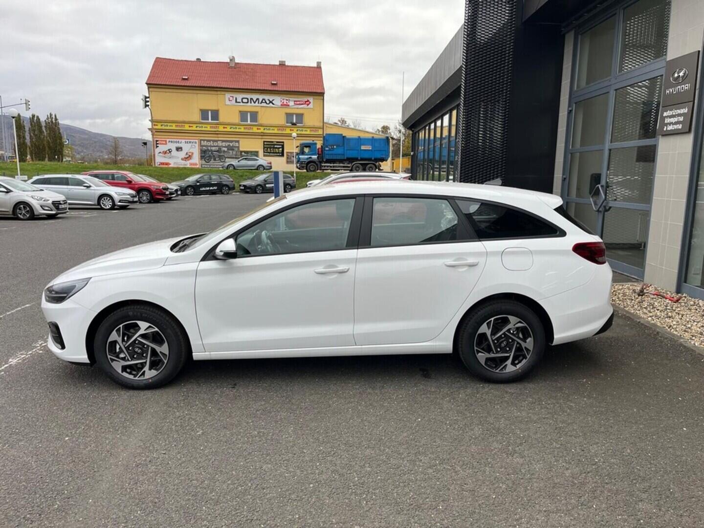 O919V05870_11.webp_I30 HB FL 1,0 T-GDI COMFORT 16" ALU