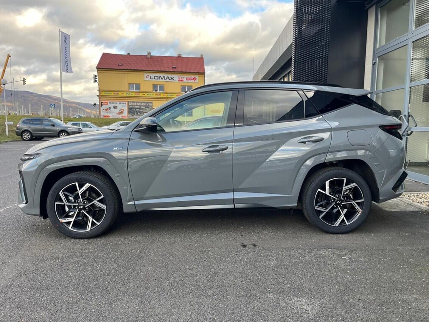 O919V05930_11.webp_TUCSON N Line 1,6 T-GDI 118 kW  6 Man