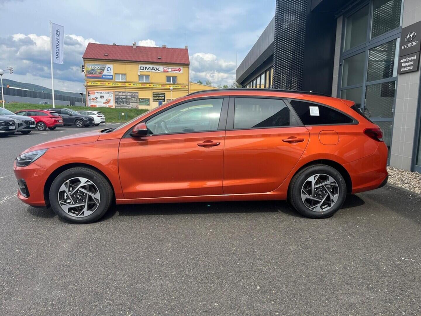 O919V05934_11.webp_I30 WG FL 1,5 T-GDI MH DCT FAMILY