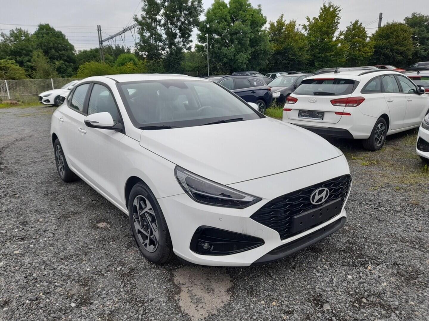 O919V05936_13.webp_i30 FB PD PE Smart 1,0 T-GDI 74 kW