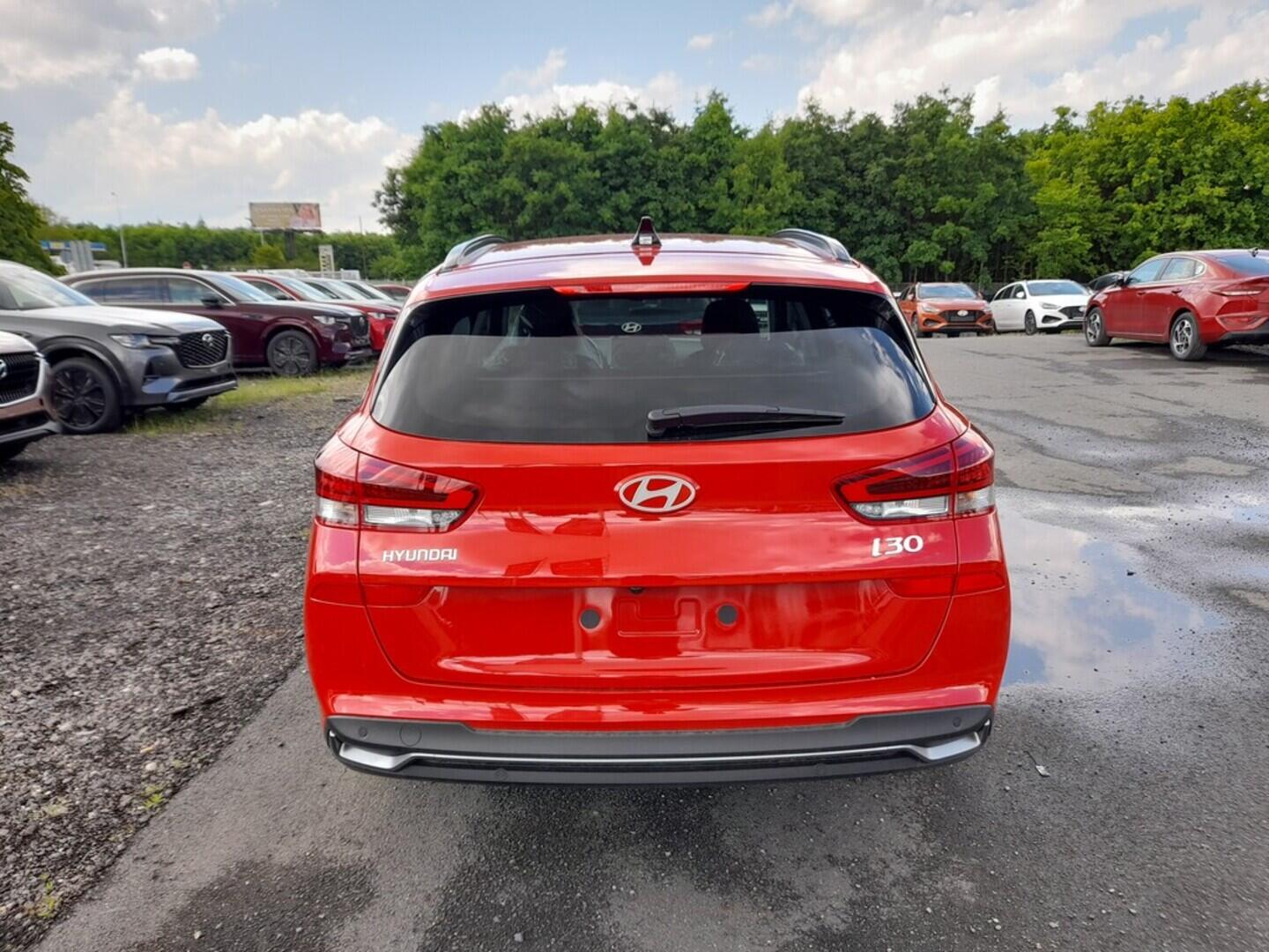 O919V05938_16.webp_i30 WG PD PE Style 1,0 T-GDI 74 kW