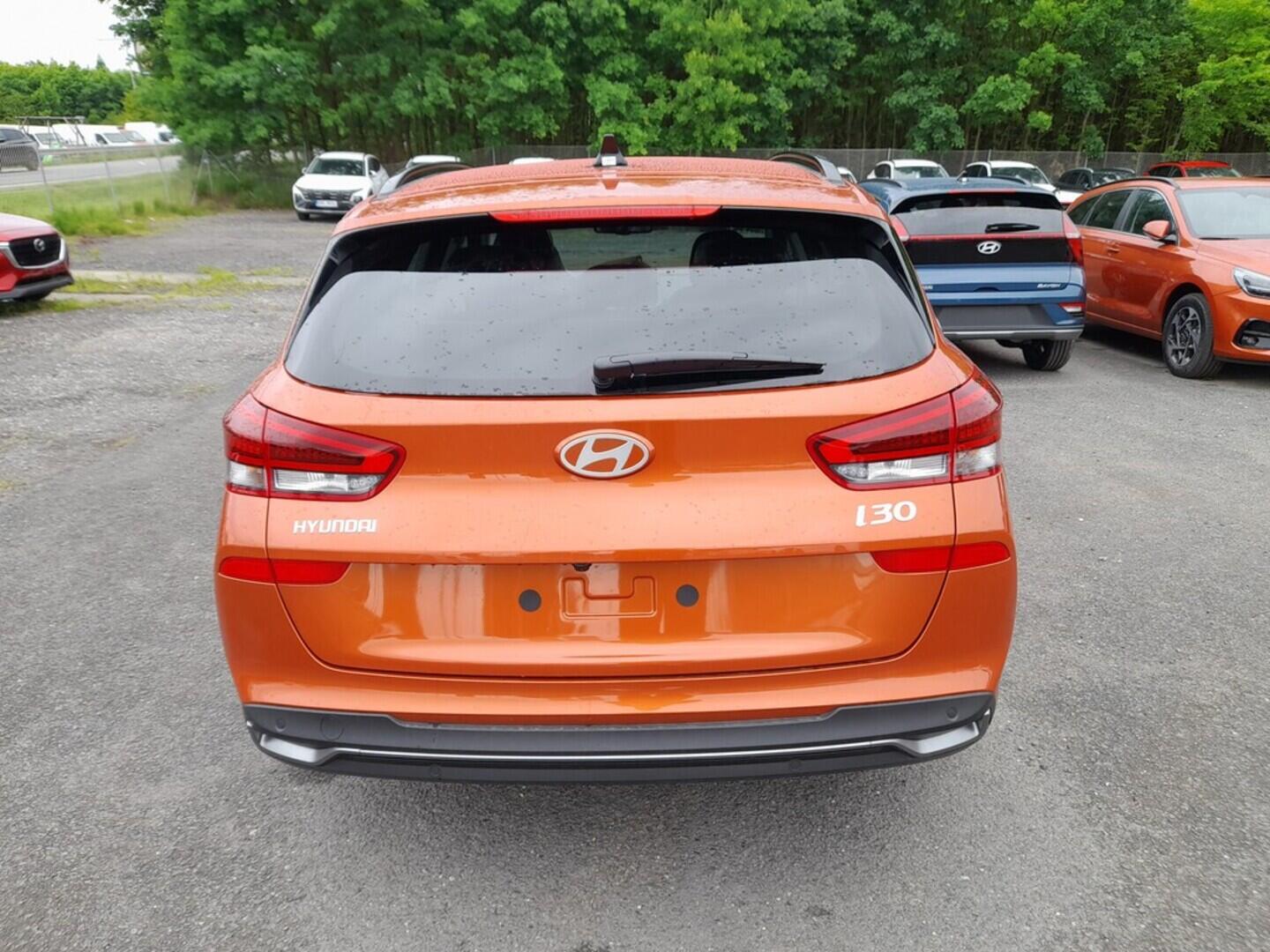 O919V05944_15.webp_i30 WG PD PE Style 1,0 T-GDI 74 kW