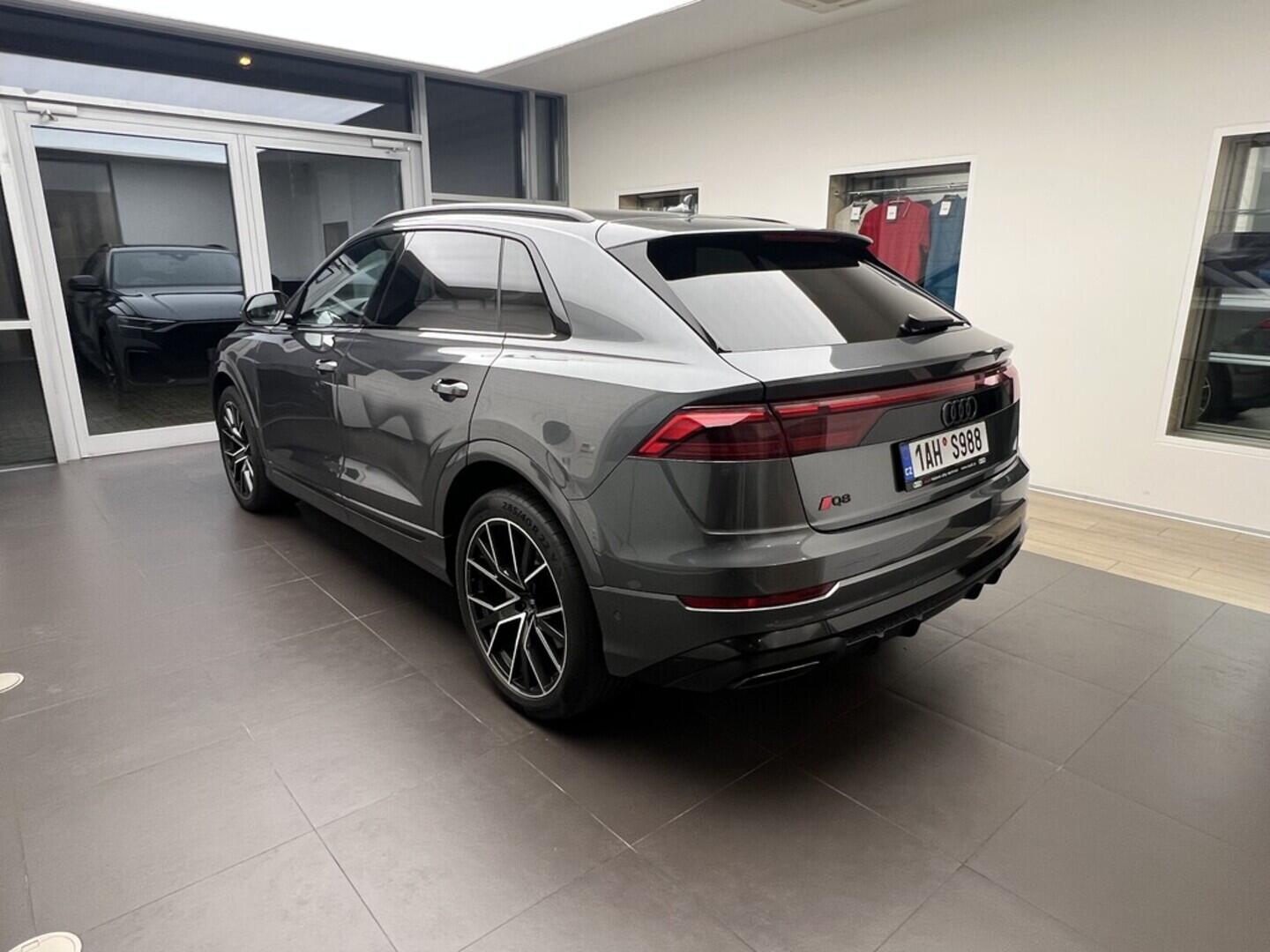 O919V05946_11.webp_Q8 SUV 50 TDI 210 kW