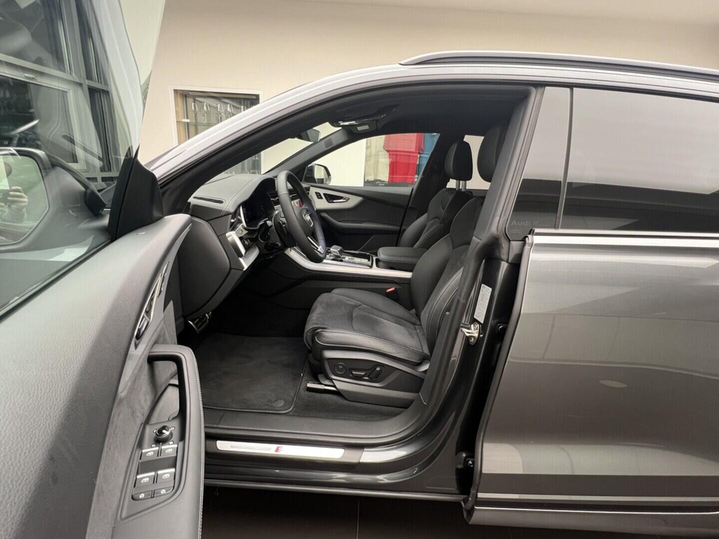 O919V05946_15.webp_Q8 SUV 50 TDI 210 kW