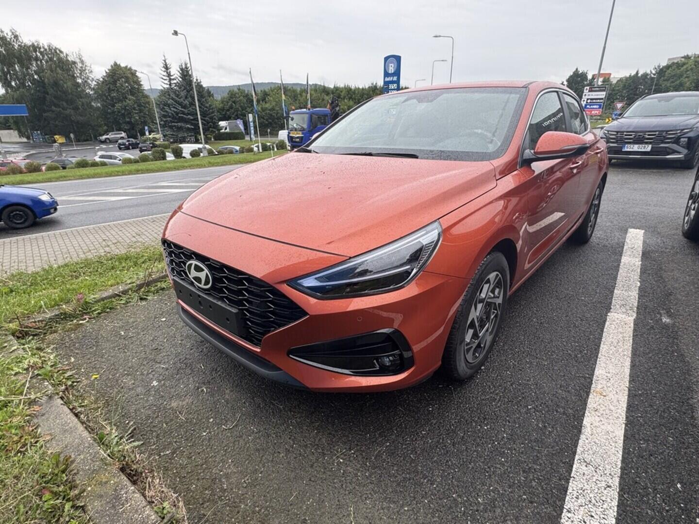 O919V05991_10.webp_i30 FB PD PE Style 1,0 T-GDI 74 kW