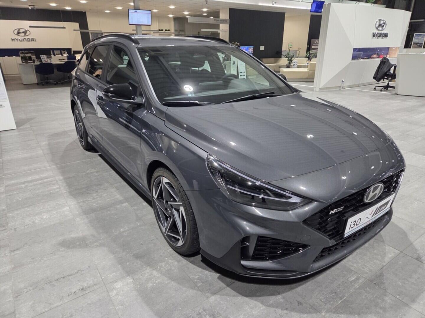 O919V05993_12.webp_i30 WG PD PE N Line 1,5 T-GDI MHEV 103 kW