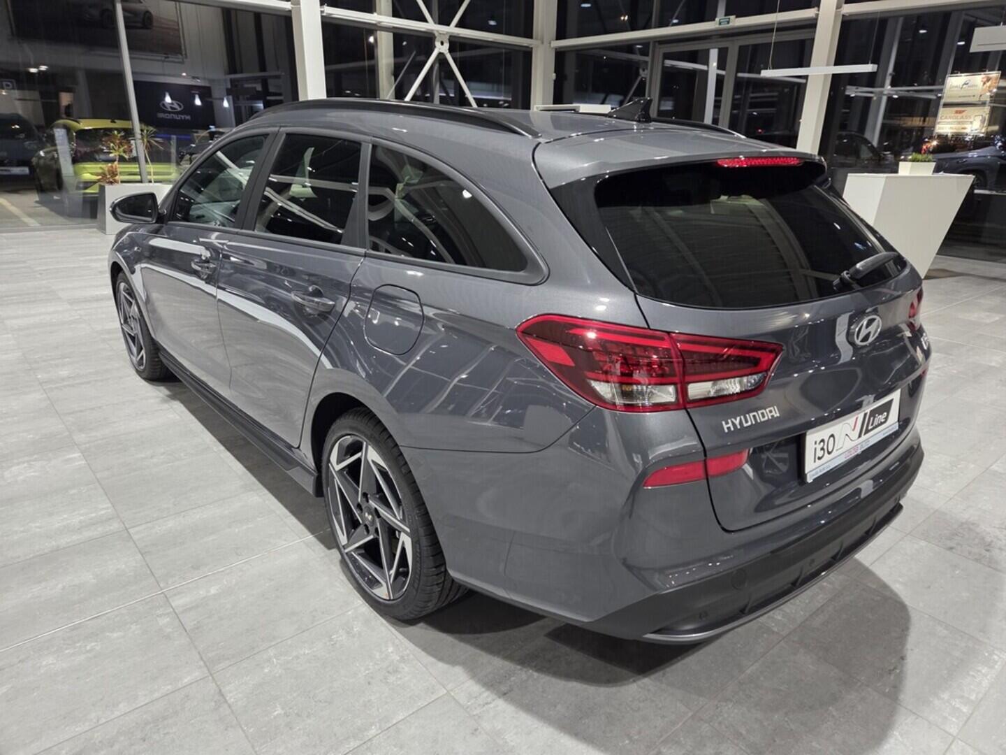 O919V05993_16.webp_i30 WG PD PE N Line 1,5 T-GDI MHEV 103 kW