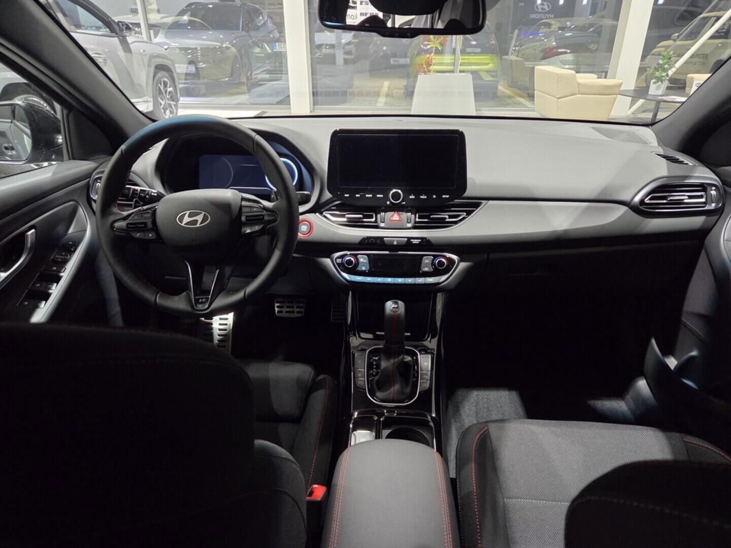 O919V05993_18.webp_i30 WG PD PE N Line 1,5 T-GDI MHEV 103 kW