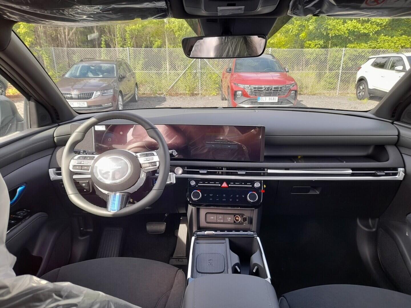 O919V06011_17.webp_TUCSON PHEV NX4 20 Years 1,6 T-GDI PHEV 185 kW