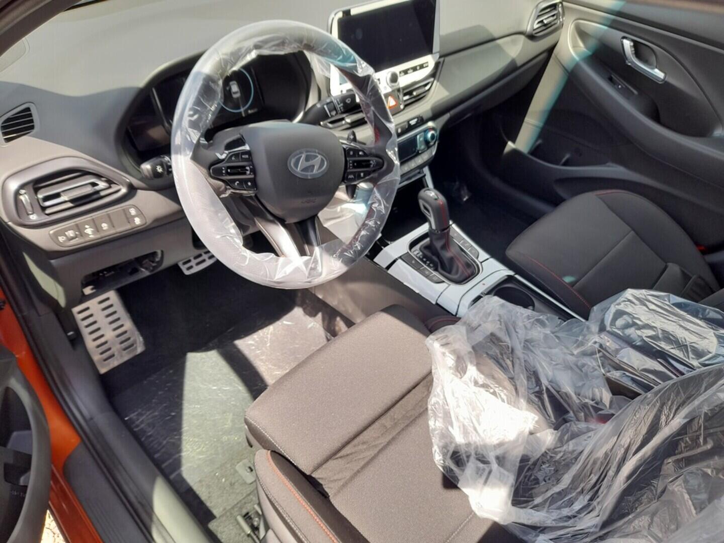 O919V06013_17.webp_i30 FB PD PE N Line 1,5 T-GDI MHEV 103 kW