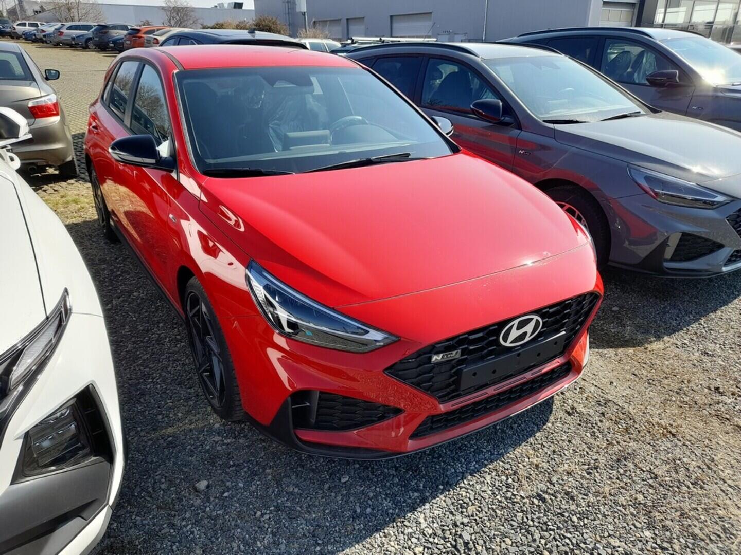 O919V06014_13.webp_i30 HB PD PE N Line 1,5 T-GDI MHEV 103 kW