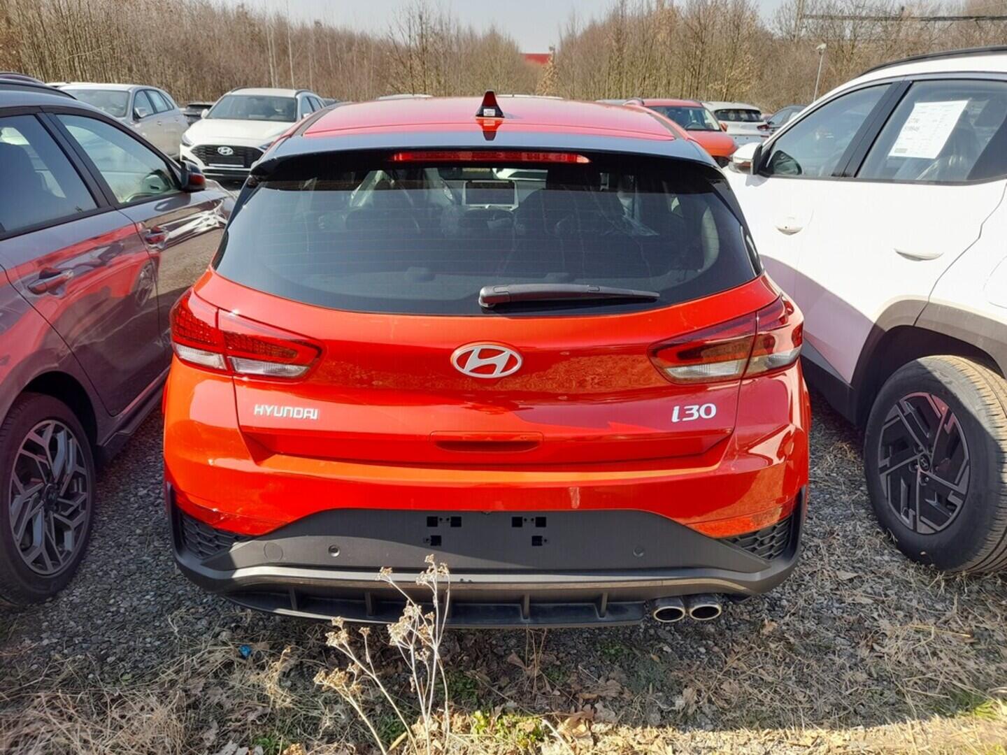 O919V06014_15.webp_i30 HB PD PE N Line 1,5 T-GDI MHEV 103 kW