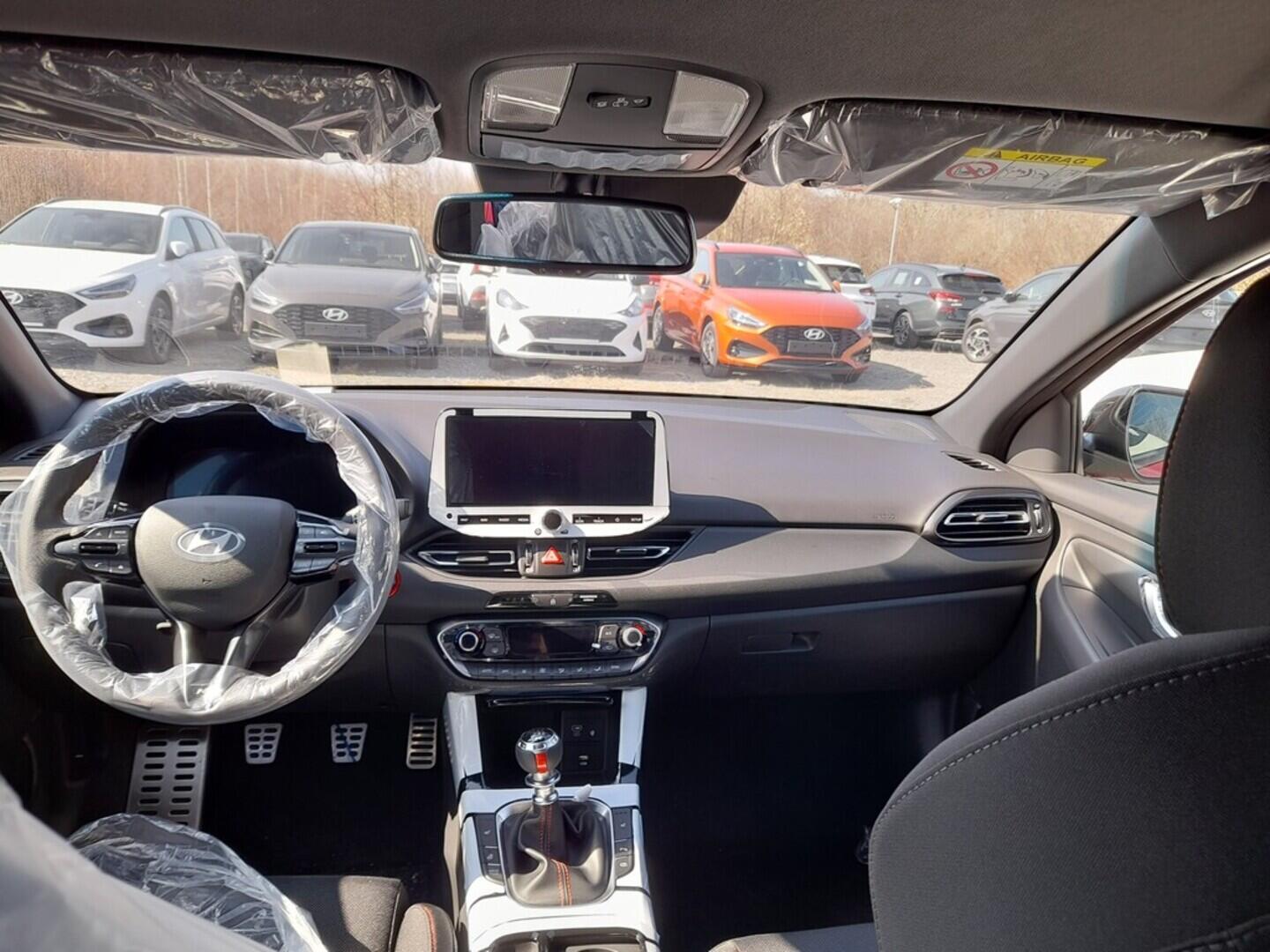 O919V06014_16.webp_i30 HB PD PE N Line 1,5 T-GDI MHEV 103 kW