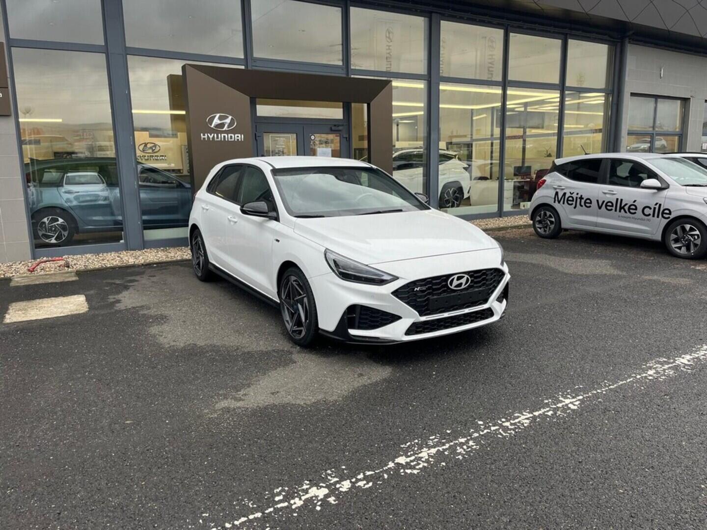 O919V06021_12.webp_I30 HB 1,5 TGDI N LINE