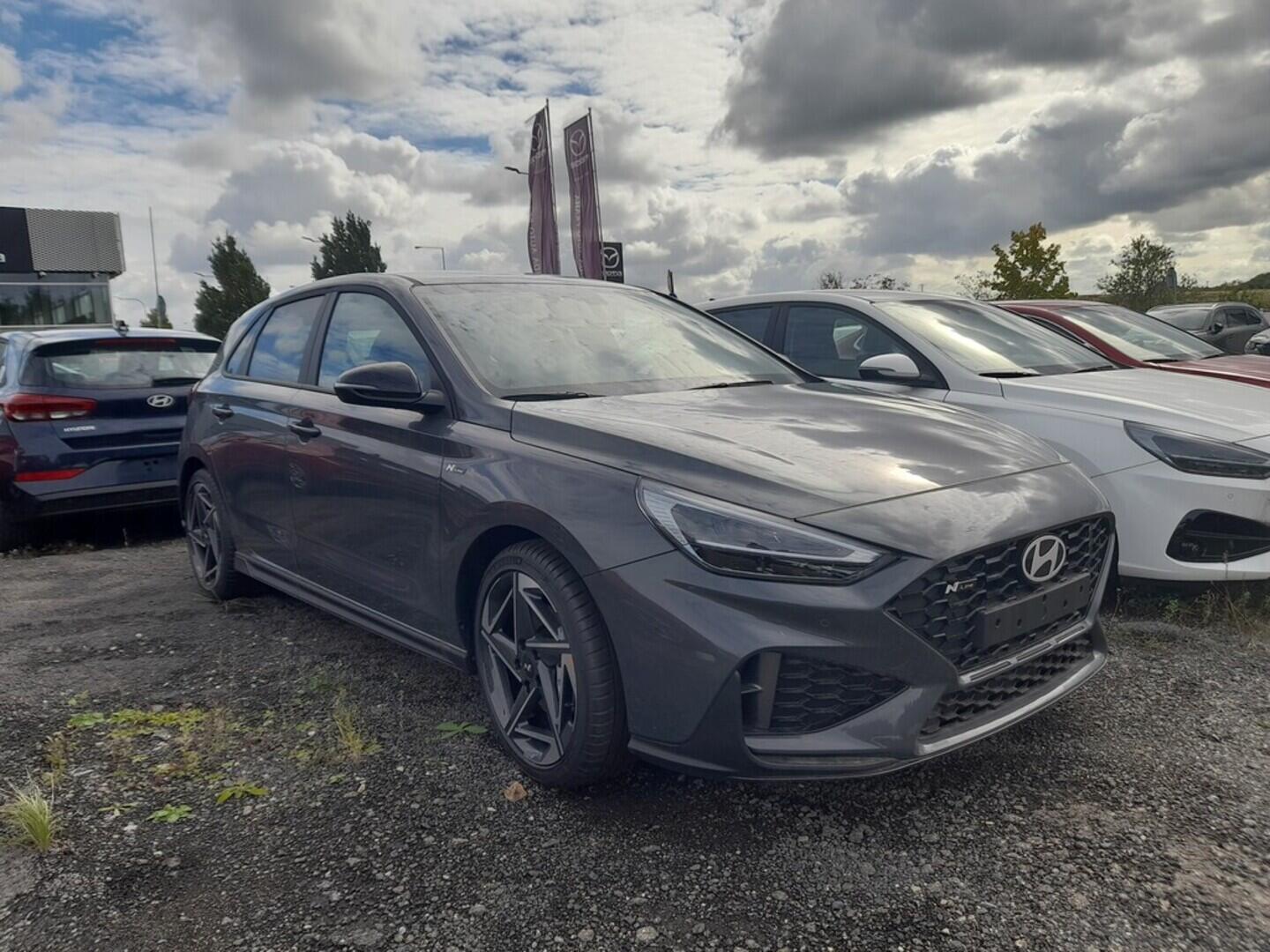 O919V06040_13.webp_i30 HB PD PE N Line 1,5 T-GDI MHEV 103 kW