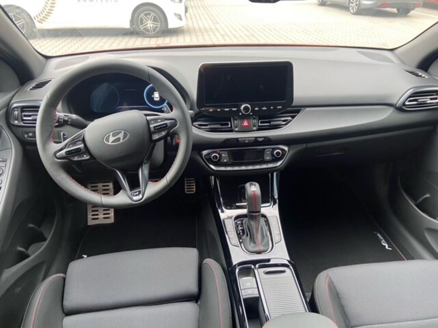 O919V06053_14.webp_I30 WG 1,5 TGDI  103kW DCT N LINE