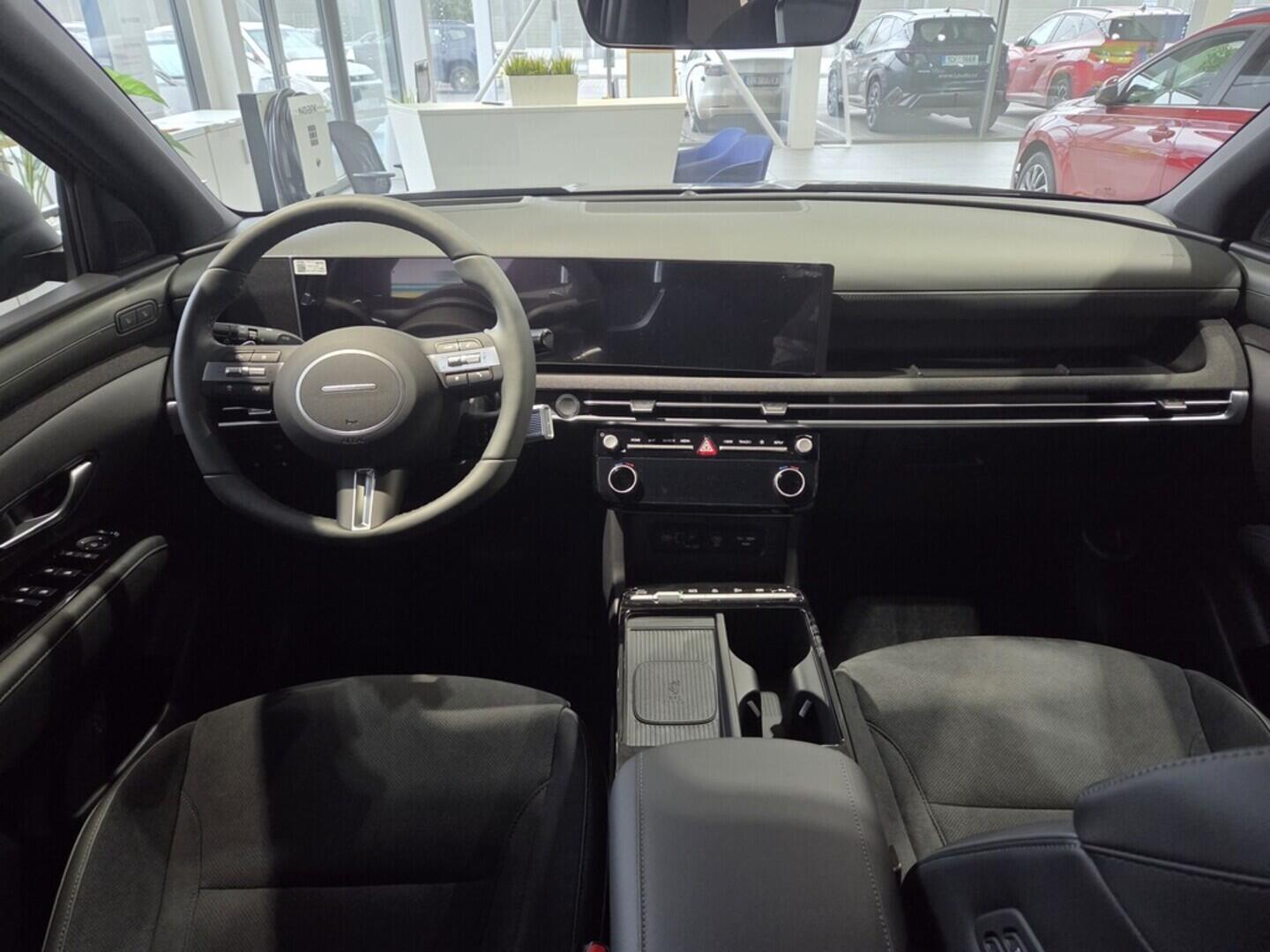 O919V06207_17.webp_TUCSON PHEV NX4 20 Years Luxury 1,6 T-GDI PHEV 185 kW