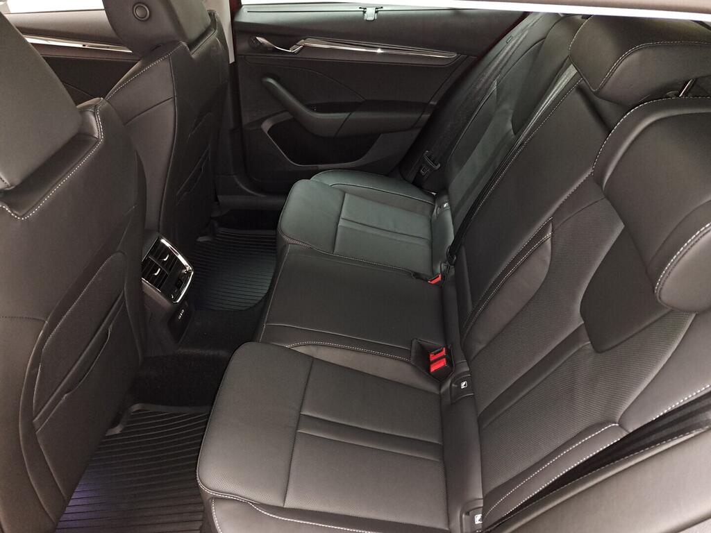 O919V06347_17.webp_Octavia Combi Style 2,0 TDI 110 kW