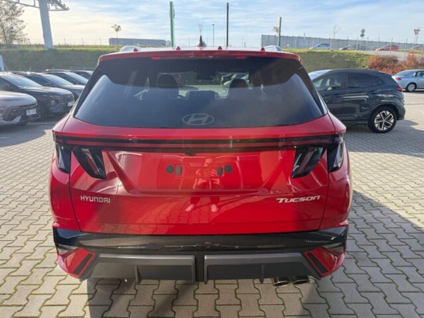 O919V06438_15.webp_TUCSON NX4 GO Czech N Line! 1,6 T-GDI  110 kW automat, DPH